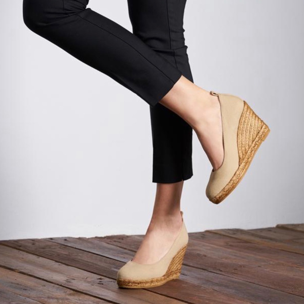 NWT - Viscata Marquesa Canvas Wedge Pumps Sz 39